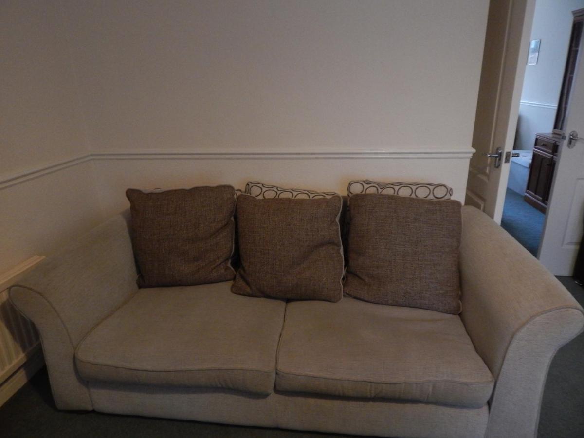 Spacious 3 Bdr House With Parking-Families-Corporate Groups By Orbitat Accommodations Cambridge Eksteriør billede